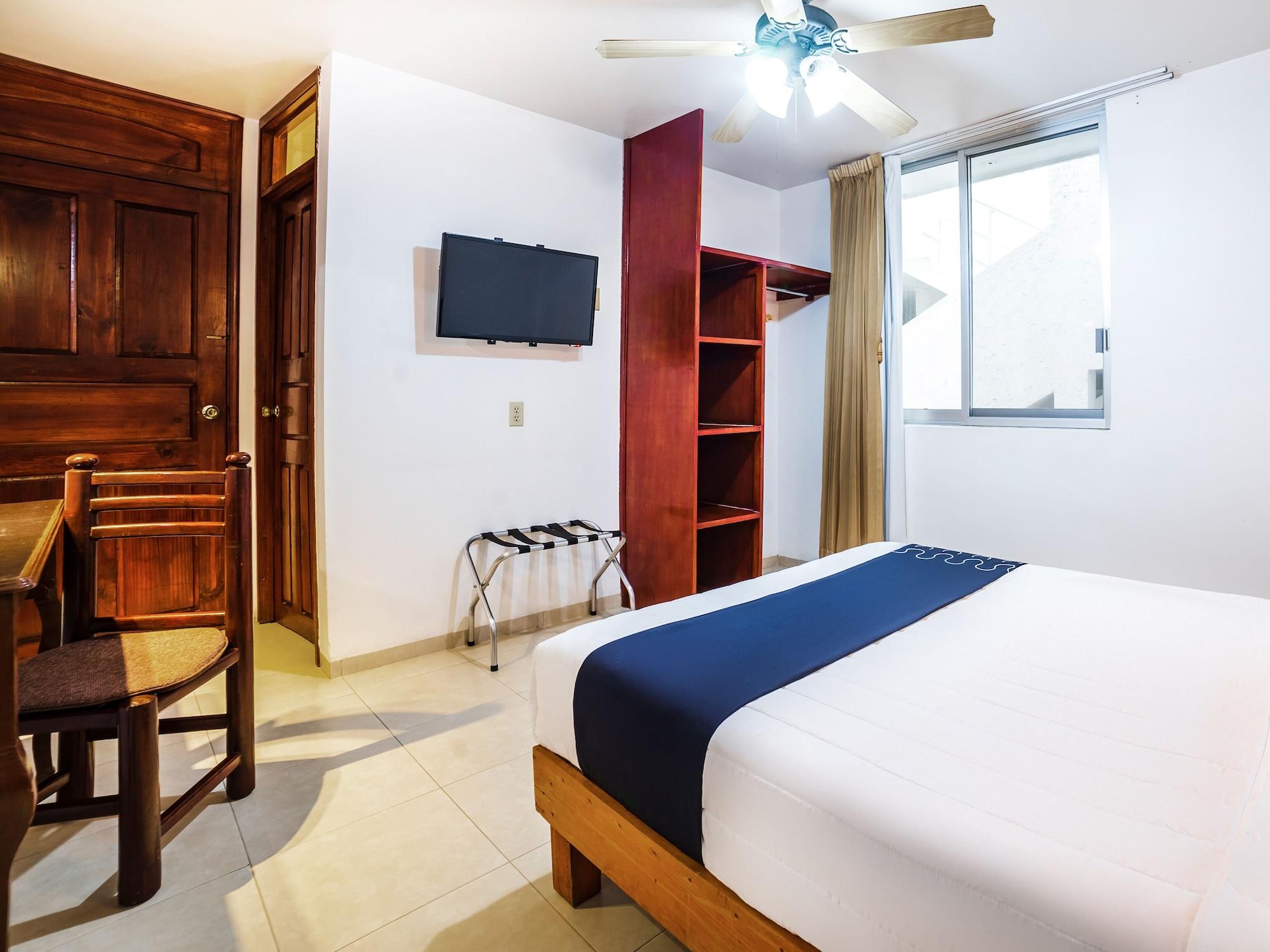 Hotel Hc Celaya  Bagian luar foto