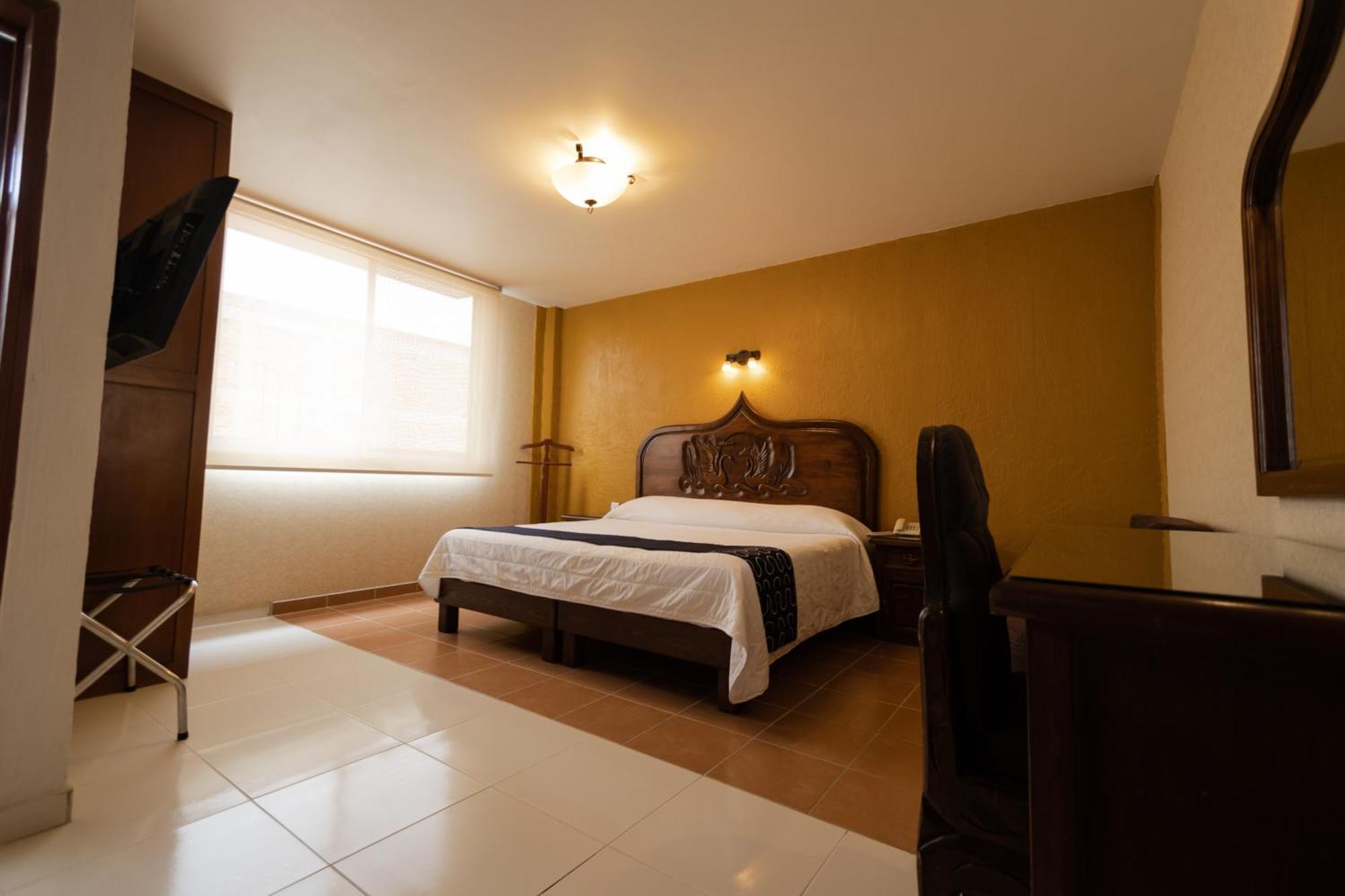 Hotel Hc Celaya  Bagian luar foto