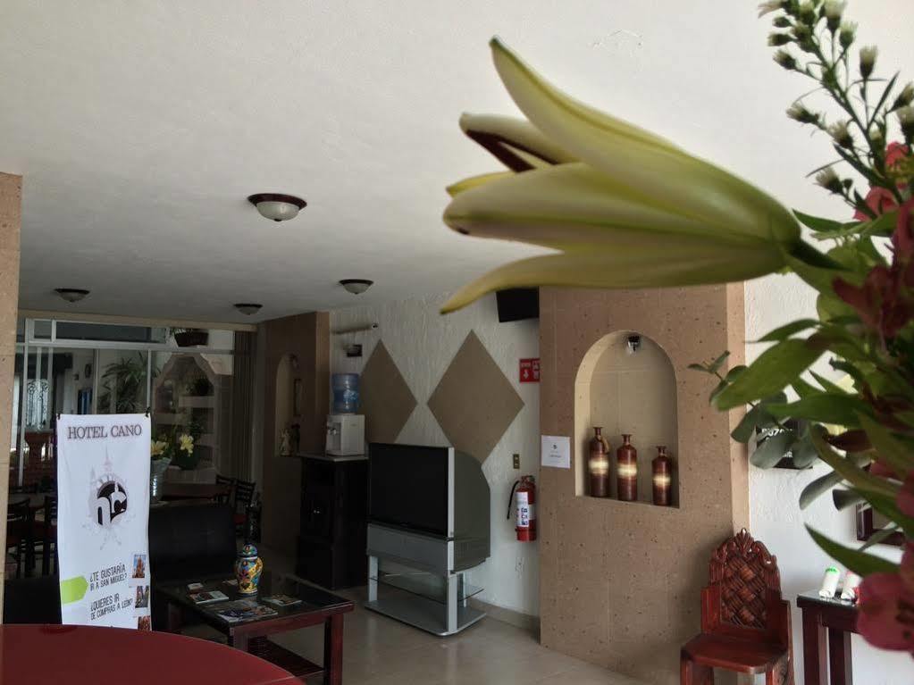 Hotel Hc Celaya  Bagian luar foto